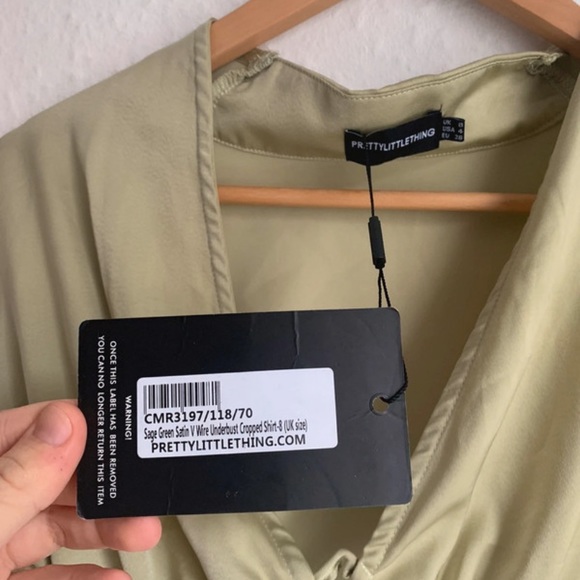 Bnwt pretty little thing size 8 satin sage green top - Picture 4 of 7